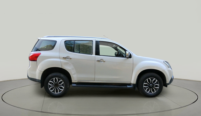 2017 ISUZU MU-X 4x2 AT, Diesel, Automatic, 1,98,239 km, exterior