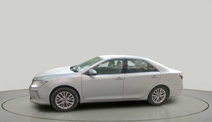 2016 Toyota Camry HYBRID, Hybrid, Automatic, 1,21,305 km, exterior