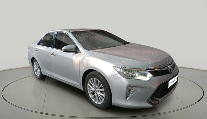 2016 Toyota Camry HYBRID, Hybrid, Automatic, 1,21,305 km, exterior