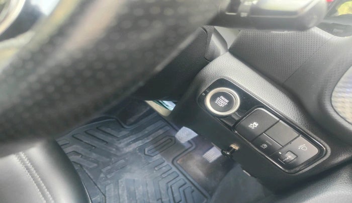 2023 KIA SONET HTK PLUS 1.0 IMT, Petrol, Manual, 13,869 km, interior