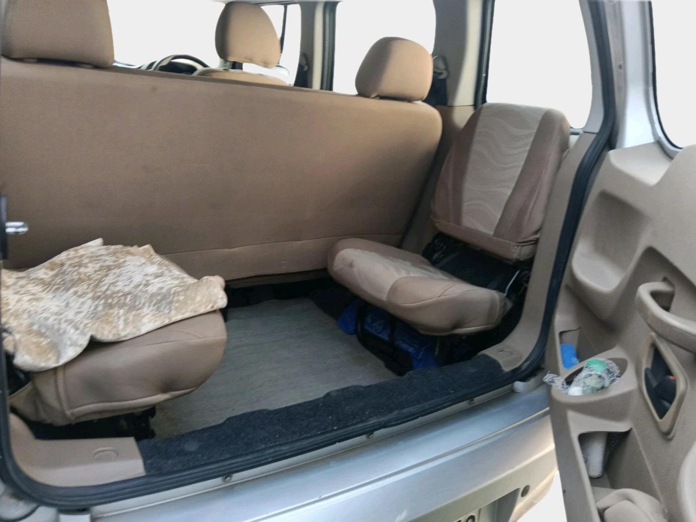 2016 Mahindra TUV300 T8, Diesel, Manual, 44,988 km, exterior