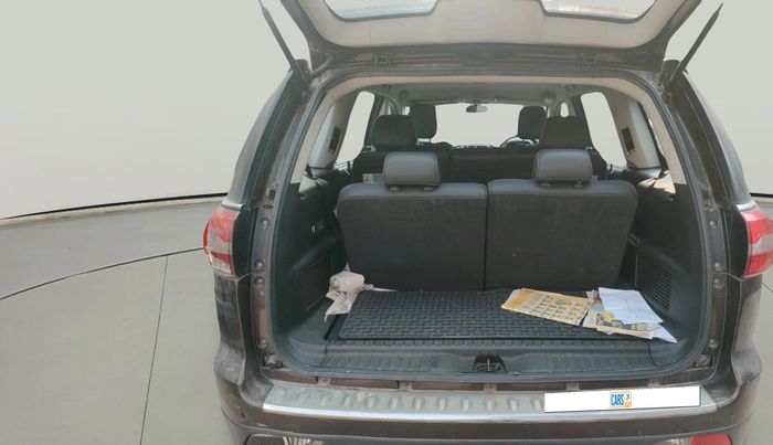 2018 Tata Hexa XTA 4X2 7 STR, Diesel, Automatic, 79,469 km, exterior