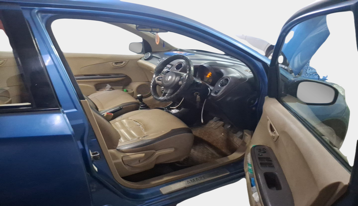 2013 Honda Amaze 1.2L I-VTEC S, Petrol, Manual, 1,47,770 km, interior