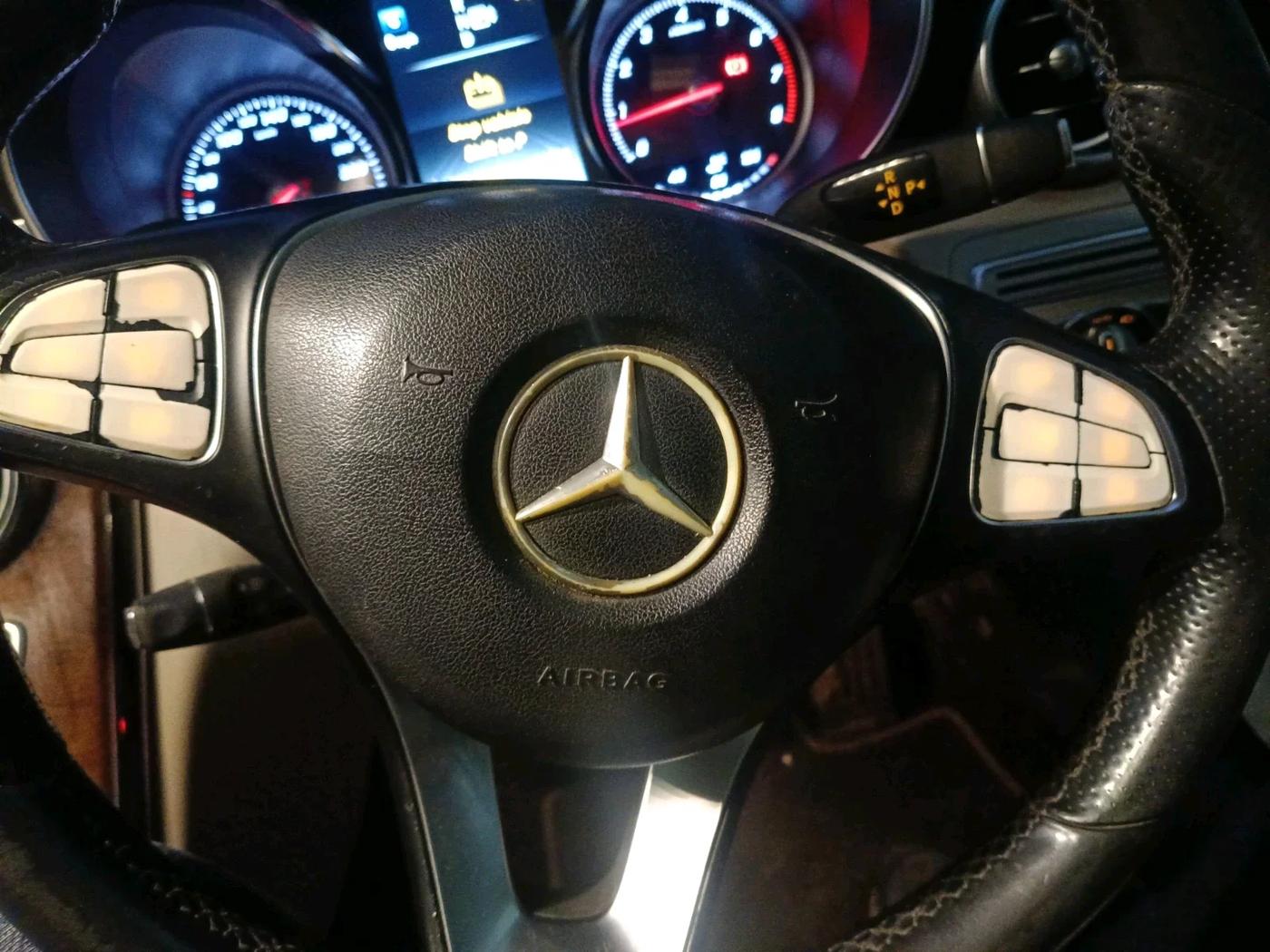 2015 Mercedes Benz C Class C 200 AVANTGARDE, Petrol, Automatic, 97,670 km, interior