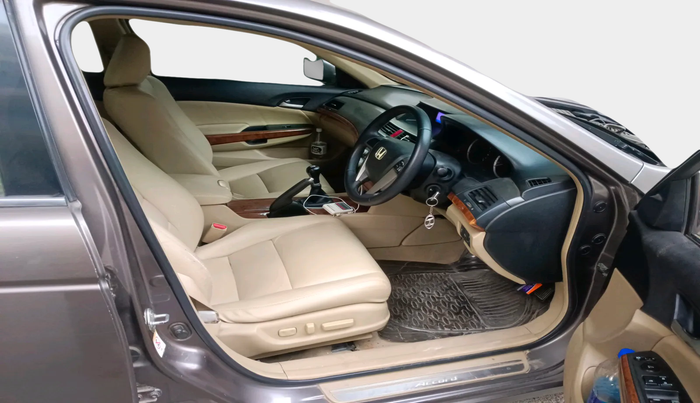 2012 Honda Accord 2.4L I-VTEC MT, Petrol, Manual, 85,290 km, interior