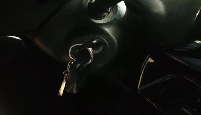 2014 Toyota Etios CROSS 1.2 G, Petrol, Manual, 81,531 km, interior