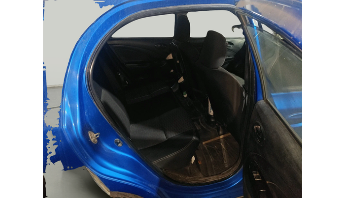 2014 Toyota Etios CROSS 1.2 G, Petrol, Manual, 81,531 km, interior