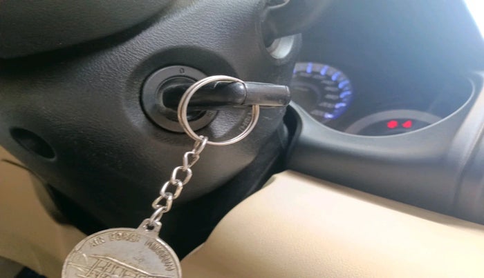 2012 Honda City 1.5L I-VTEC V MT, Petrol, Manual, 1,24,332 km, interior