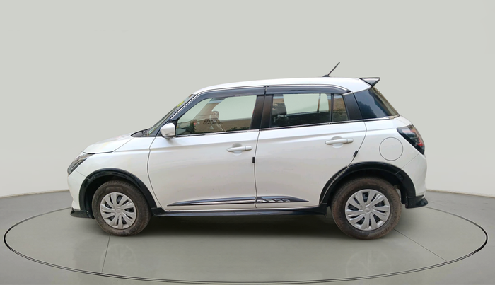 2024 Maruti Swift VXI, Petrol, Manual, 5,077 km, exterior