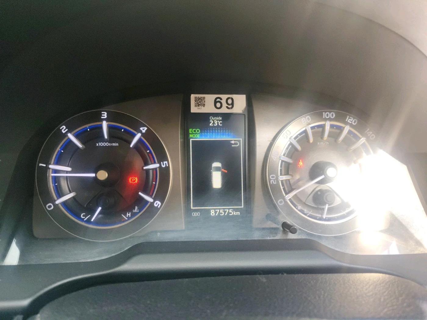 2017 Toyota Innova Crysta 2.4 VX 8 STR, Diesel, Manual, 87,575 km, interior