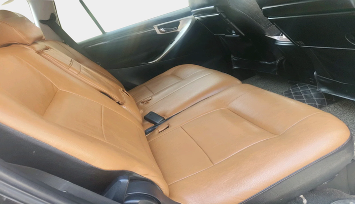 2017 Toyota Innova Crysta 2.4 VX 8 STR, Diesel, Manual, 87,575 km, interior