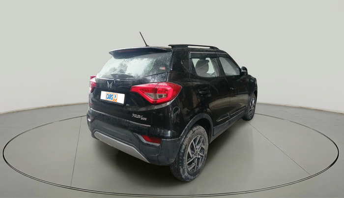 2023 Mahindra XUV300 W8 (O) 1.2 PETROL, Petrol, Manual, 20,964 km, exterior