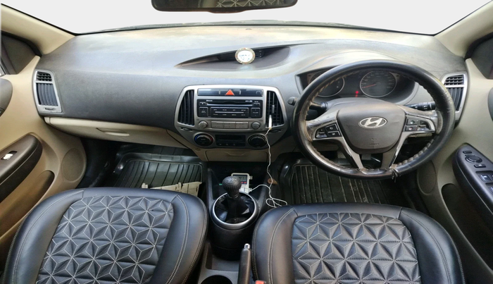 2012 Hyundai i20 SPORTZ 1.2, Petrol, Manual, 79,116 km, interior