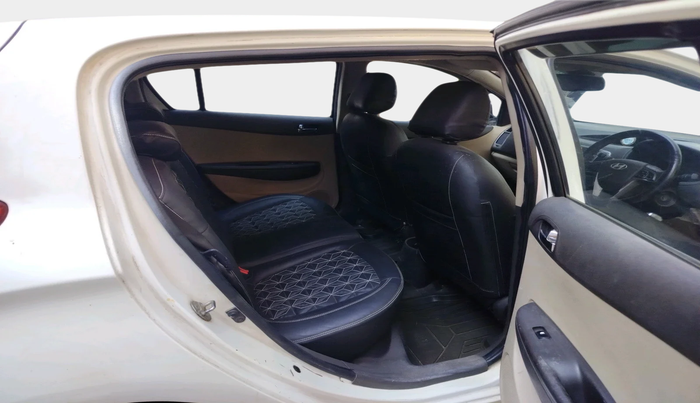 2012 Hyundai i20 SPORTZ 1.2, Petrol, Manual, 79,116 km, interior