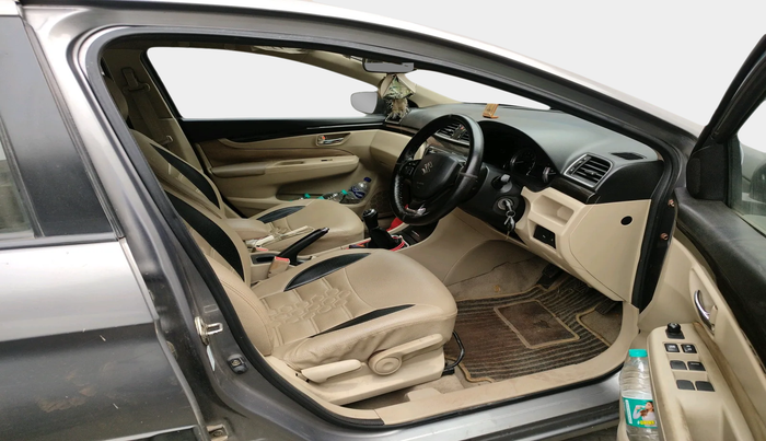 2014 Maruti Ciaz VXI+, Petrol, Manual, 54,172 km, interior