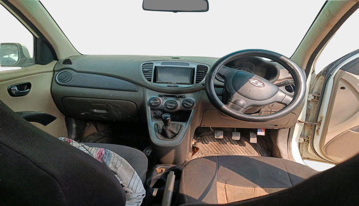 2011 Hyundai i10 MAGNA 1.2, Petrol, Manual, 82,072 km, interior