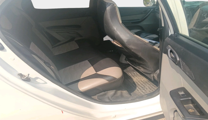 2017 Tata Tiago XT PETROL, Petrol, Manual, 39,132 km, interior