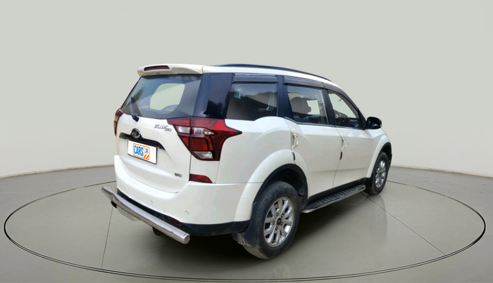 2021 Mahindra XUV500 W9, Diesel, Manual, 88,579 km, exterior