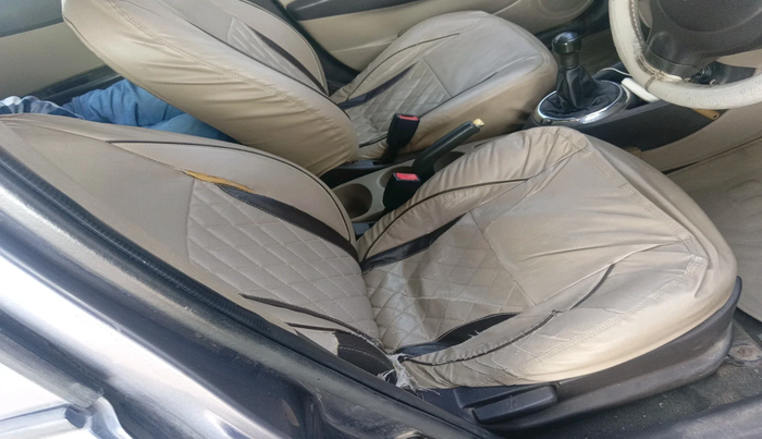 2011 Hyundai i20 MAGNA 1.2, Petrol, Manual, 68,685 km, interior