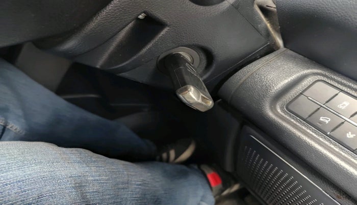 2022 Mahindra Thar LX D AT 4WD HT, Diesel, Automatic, 37,590 km, interior