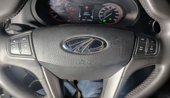 2022 Mahindra Thar LX D AT 4WD HT, Diesel, Automatic, 37,590 km, interior