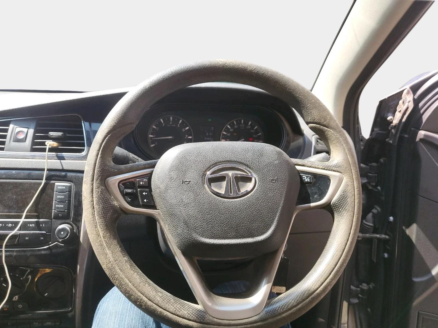 2015 Tata Bolt XM REVOTRON, Petrol, Manual, 65,652 km, interior