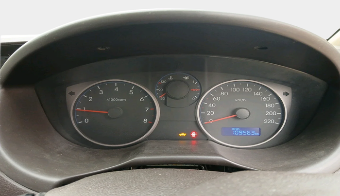 2011 Hyundai i20 MAGNA 1.2, Petrol, Manual, 1,09,563 km, interior