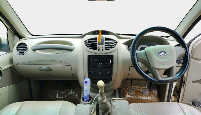 2013 Mahindra Quanto C6, Diesel, Manual, 87,732 km, interior