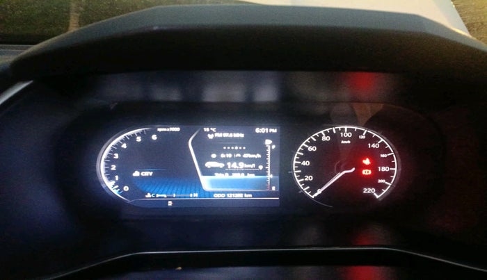 2019 Tata Harrier XZ 2.0L, Diesel, Manual, 1,21,202 km, interior