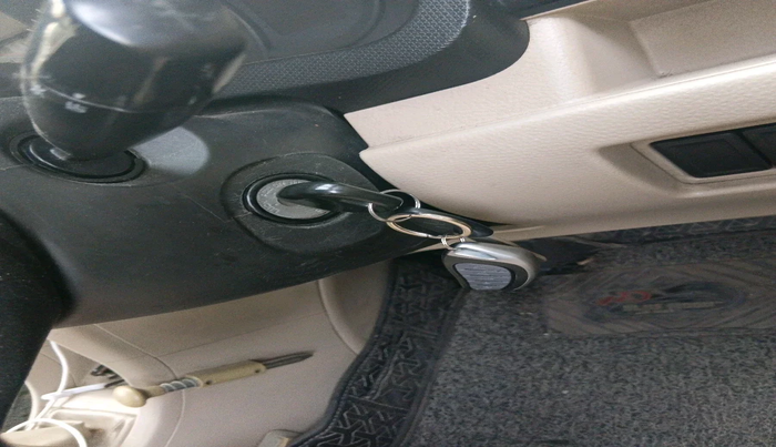 2014 Maruti Swift Dzire LXI, Petrol, Manual, 82,562 km, interior