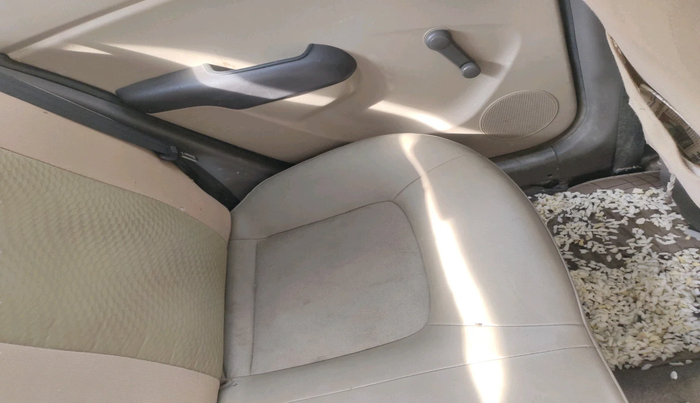 2013 Hyundai i10 ERA 1.1, Petrol, Manual, 34,382 km, interior