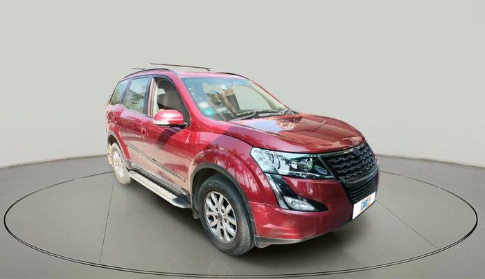 2018 Mahindra XUV500 W9 AT, Diesel, Automatic, 61,617 km, exterior