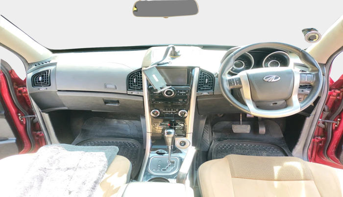 2018 Mahindra XUV500 W9 AT, Diesel, Automatic, 61,617 km, interior