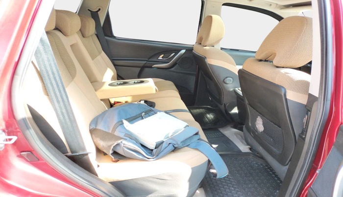 2018 Mahindra XUV500 W9 AT, Diesel, Automatic, 61,617 km, interior