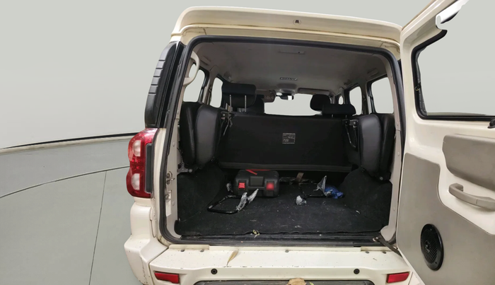 2017 Mahindra Scorpio S11 2WD, Diesel, Manual, 1,09,880 km, exterior