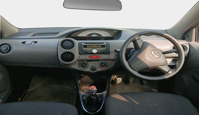 2011 Toyota Etios G, Petrol, Manual, 1,01,255 km, interior