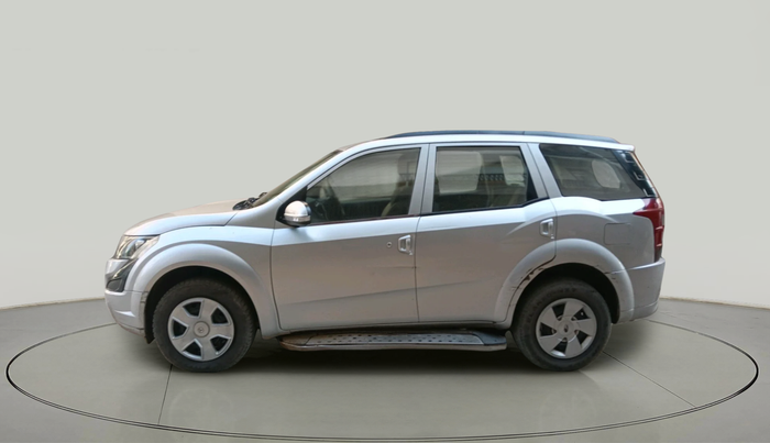 2016 Mahindra XUV500 W4 1.99, Diesel, Manual, 62,255 km, exterior