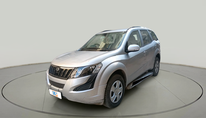 2016 Mahindra XUV500 W4 1.99, Diesel, Manual, 62,255 km, exterior
