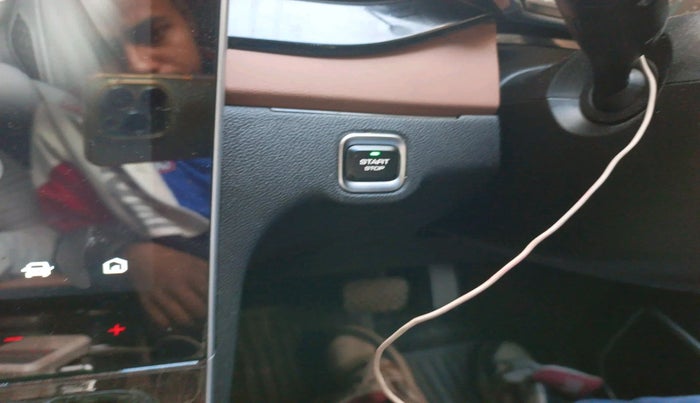 2024 MG HECTOR PLUS SHARP PRO 1.5 PETROL TURBO CVT 7 STR, Petrol, Automatic, 24,821 km, interior