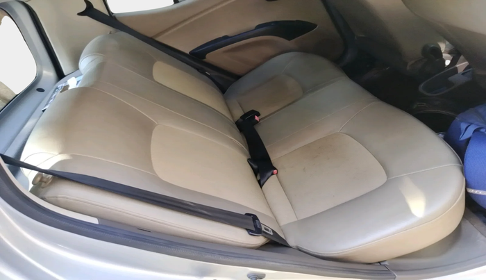 2011 Hyundai i10 MAGNA 1.2, Petrol, Manual, 62,902 km, interior