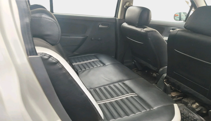 2011 Maruti Wagon R 1.0 LXI, Petrol, Manual, 77,928 km, interior