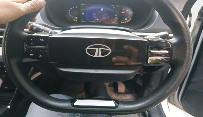 2024 Tata NEXON CREATIVE PLUS 1.2 REVOTRON 6 AMT, Petrol, Automatic, 14,127 km, interior