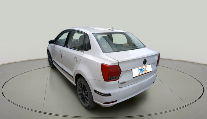 2016 Volkswagen Ameo HIGHLINE1.2L, Petrol, Manual, 1,16,818 km, exterior