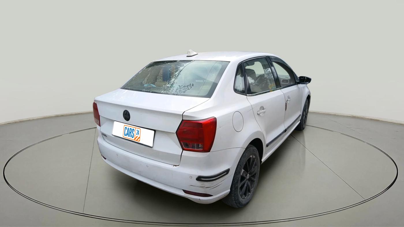 2016 Volkswagen Ameo HIGHLINE1.2L, Petrol, Manual, 1,16,818 km, exterior