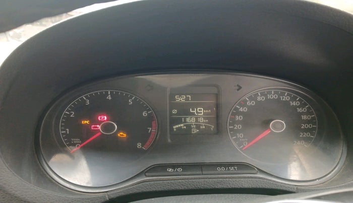 2016 Volkswagen Ameo HIGHLINE1.2L, Petrol, Manual, 1,16,818 km, interior