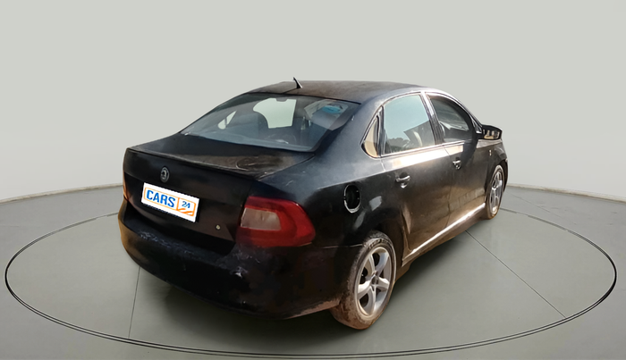 2012 Skoda Rapid ELEGANCE 1.6 TDI CR MT, Diesel, Manual, 19,600 km, exterior