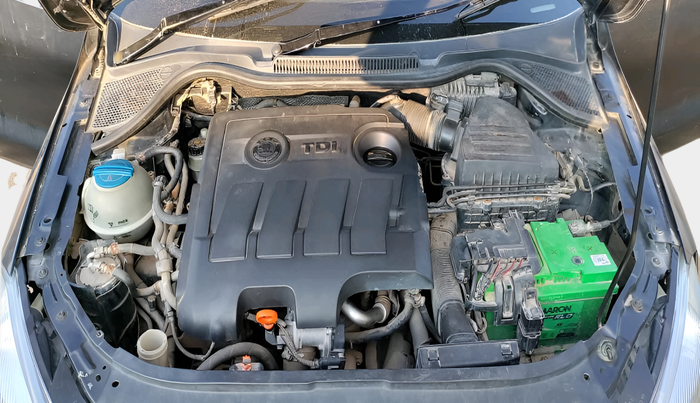 2012 Skoda Rapid ELEGANCE 1.6 TDI CR MT, Diesel, Manual, 19,600 km, exterior