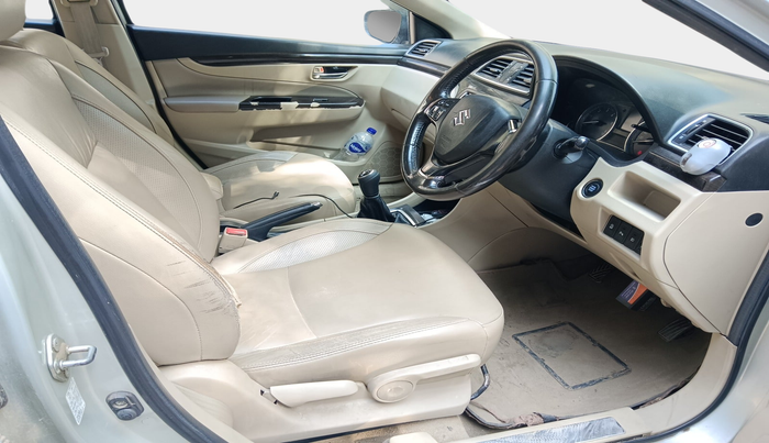 2016 Maruti Ciaz ZDI+ SHVS, Diesel, Manual, 1,40,521 km, interior