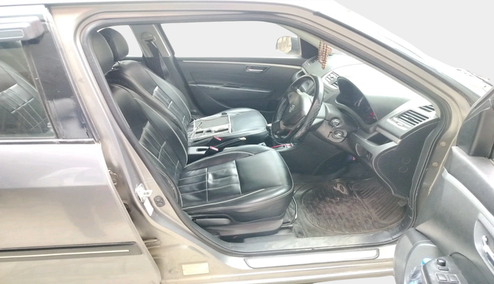 2015 Maruti Swift VXI, Petrol, Manual, 1,38,328 km, interior