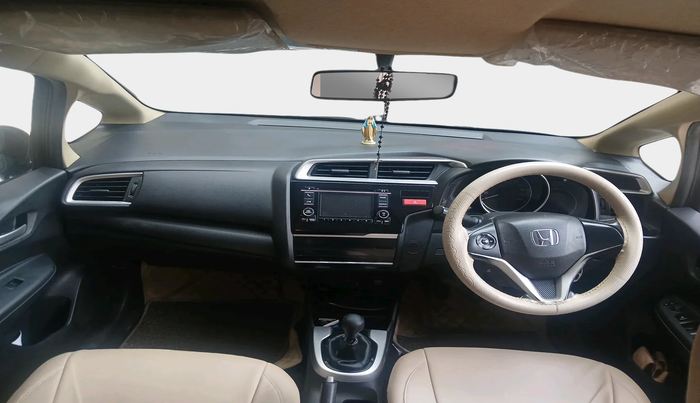 2015 Honda Jazz 1.2L I-VTEC V, Petrol, Manual, 1,33,891 km, interior